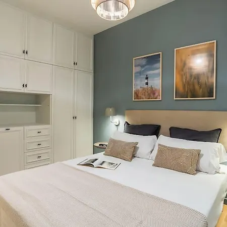 Holiday home Modern Stylish 3 Bedroom Arco De Triunfo *